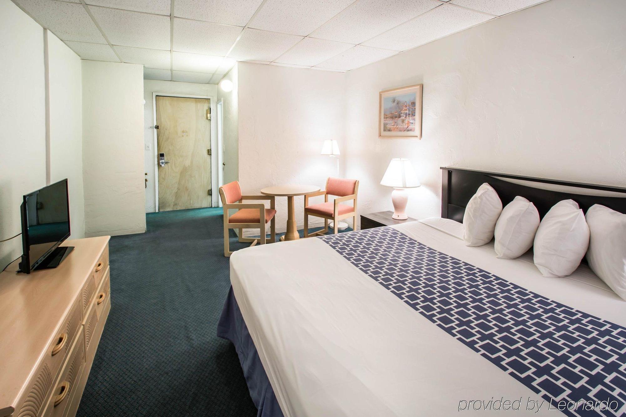 Key Largo Inn Экстерьер фото