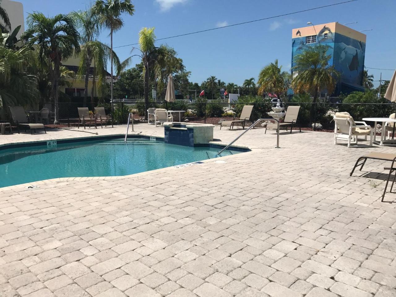 Key Largo Inn Экстерьер фото